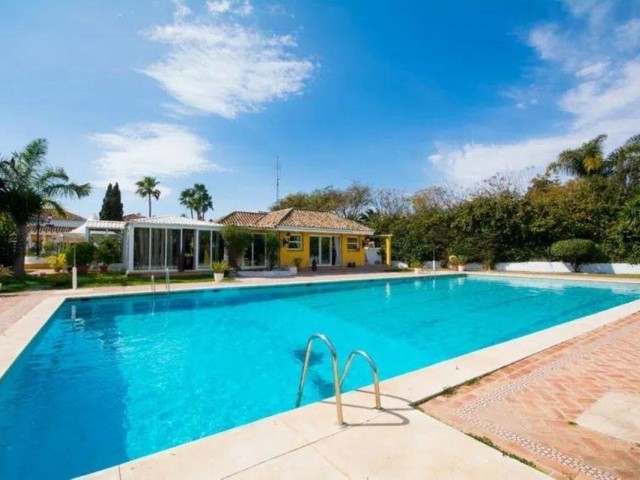 Maison mitoyenne, Guadalmina Baja, R5078713