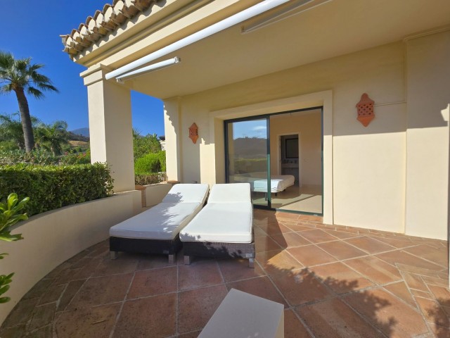 2 Bedrooms Apartment in Benahavís