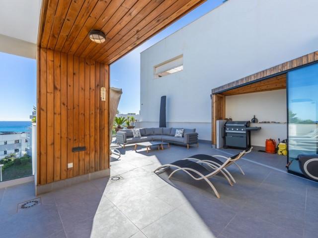 Penthouse in Casares Playa