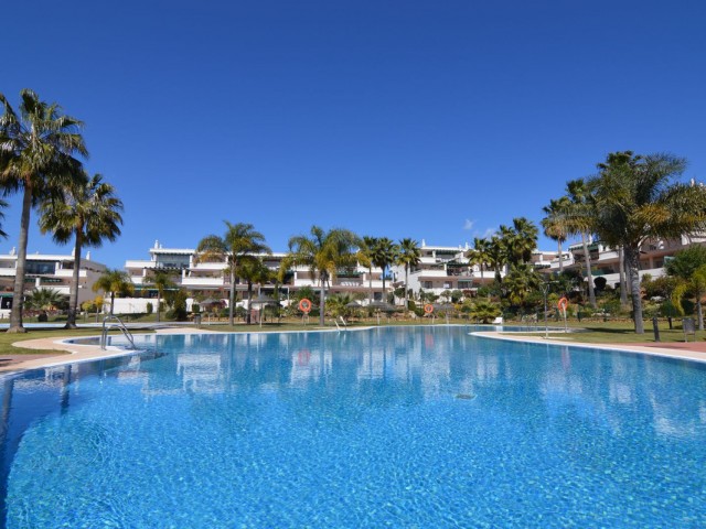 Apartment, Nueva Andalucia, R5345995