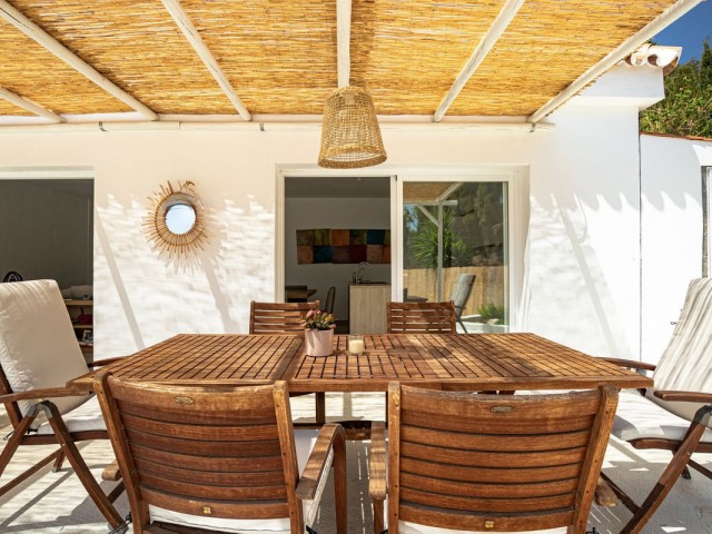 3 Bedrooms Villa in Estepona