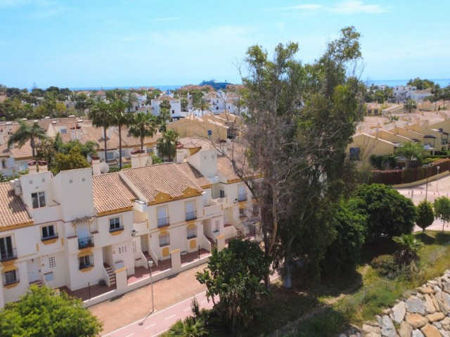 4 Schlafzimmer Reihenhaus in San Pedro de Alcántara
