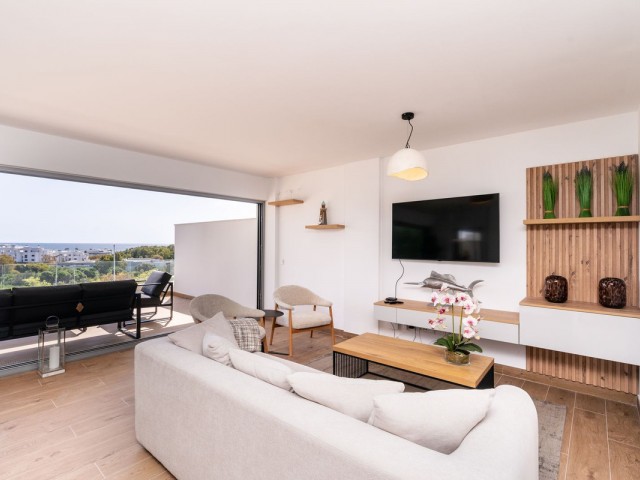 2 Bedrooms Apartment in Estepona