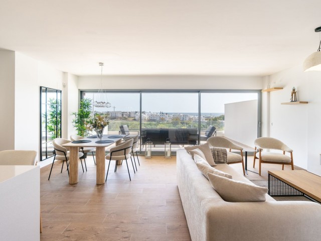 2 Bedrooms Apartment in Estepona