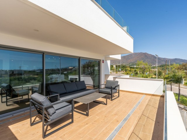 2 Bedrooms Apartment in Estepona