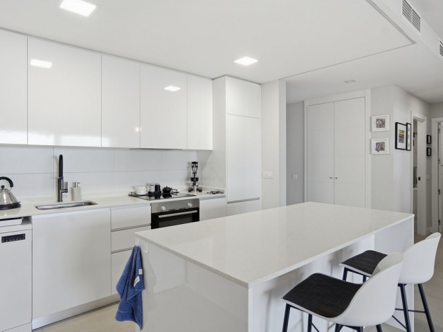 2 Bedrooms Apartment in Benalmadena