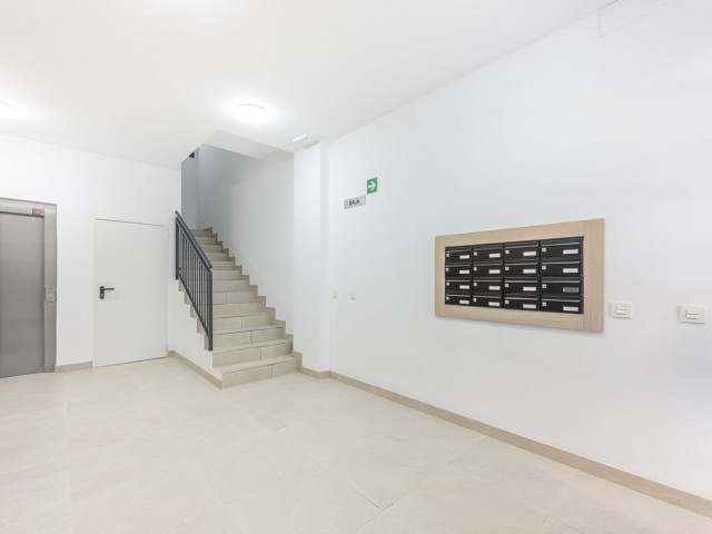 2 Bedrooms Apartment in Estepona