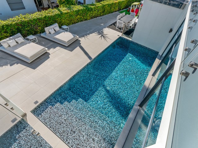 4 Schlafzimmer Villa in Los Monteros