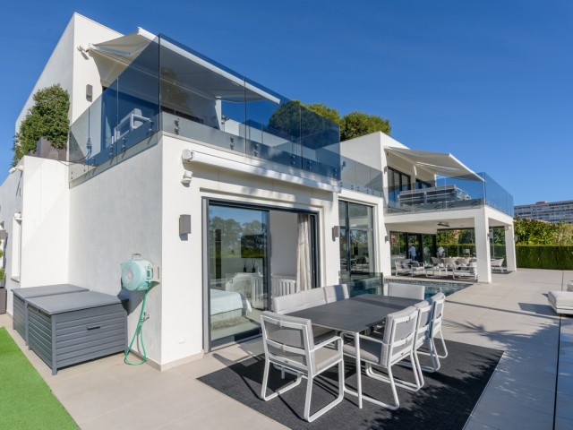 4 Schlafzimmer Villa in Los Monteros