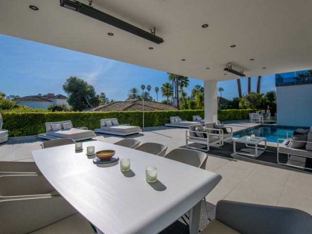 4 Schlafzimmer Villa in Los Monteros