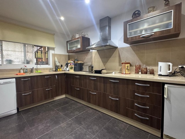 4 Slaapkamer Rijtjeshuis in Atalaya