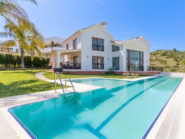 5 Schlafzimmer Villa in La Cala Golf