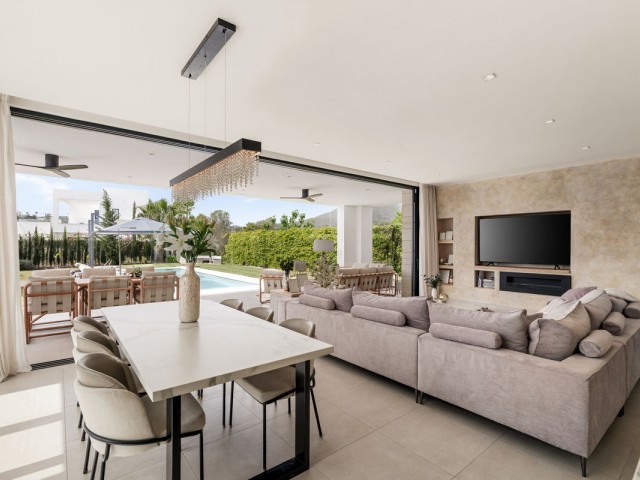 5 Bedrooms Villa in La Cala Golf