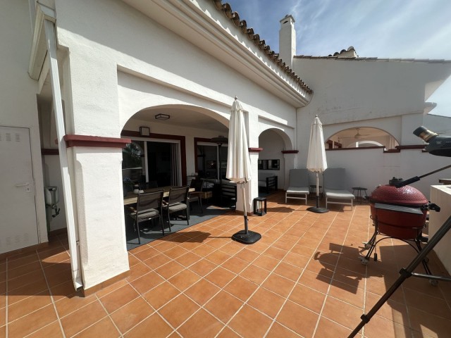 Penthouse in Elviria