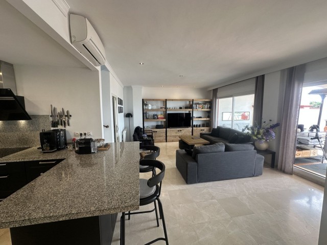Penthouse in Elviria