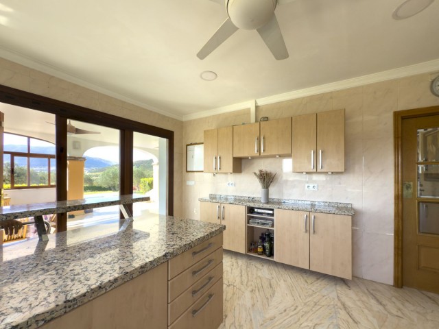 4 Slaapkamer Villa in Alhaurín el Grande