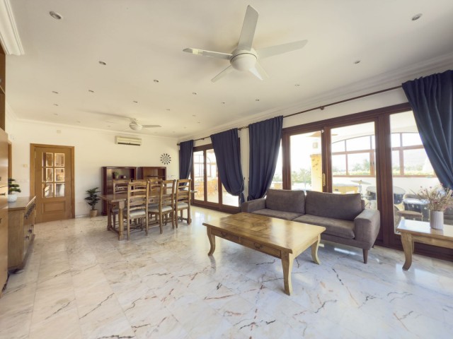 4 Slaapkamer Villa in Alhaurín el Grande