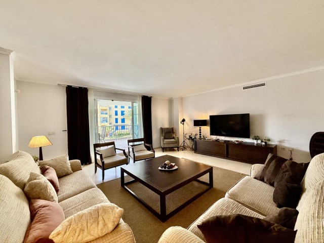 Apartment, Sotogrande Puerto, R5162482