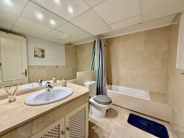 3 Bedrooms Apartment in Sotogrande Puerto