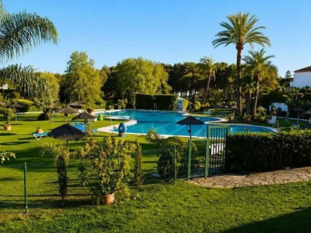 2 Slaapkamer Appartement in Estepona