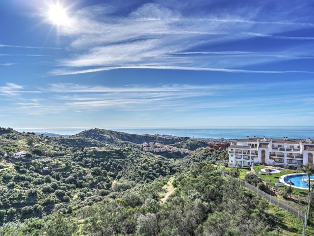 Penthouse in Calahonda