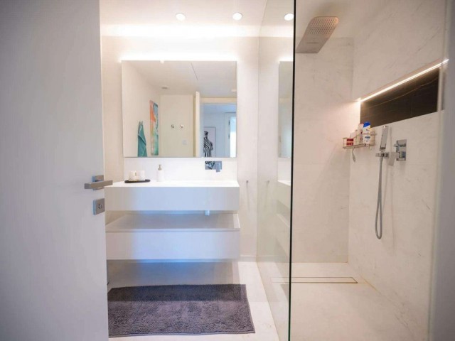 Appartement avec 3 Chambres  à Marbella