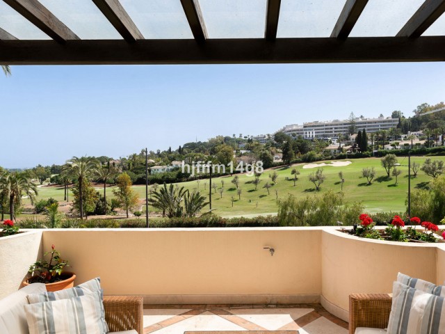 3 Schlafzimmer Apartment in Nueva Andalucía