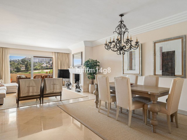 3 Schlafzimmer Apartment in Nueva Andalucía