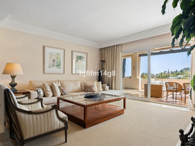 3 Schlafzimmer Apartment in Nueva Andalucía