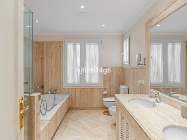 3 Schlafzimmer Apartment in Nueva Andalucía