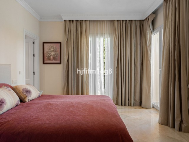 3 Schlafzimmer Apartment in Nueva Andalucía