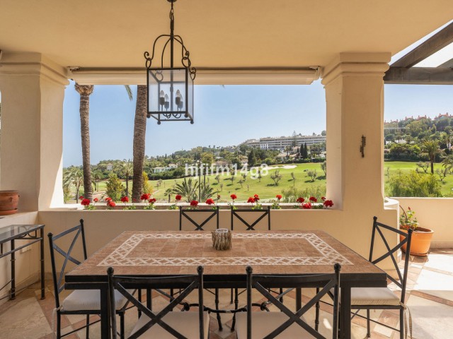 3 Schlafzimmer Apartment in Nueva Andalucía