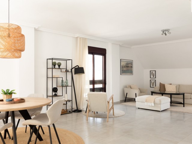 4 Schlafzimmer Apartment in Nueva Andalucía