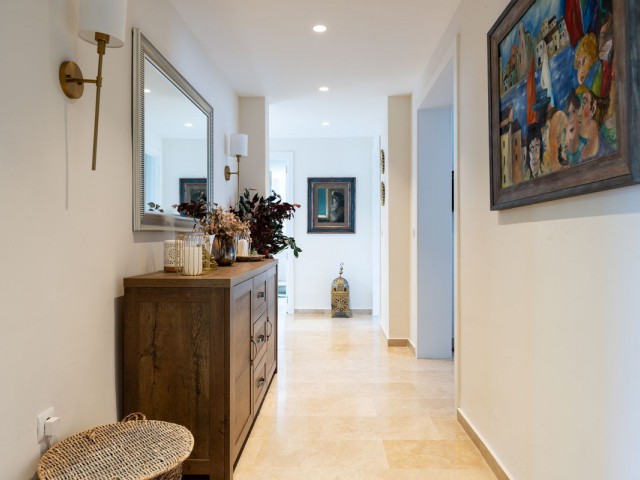 Appartement avec 3 Chambres  à Calahonda