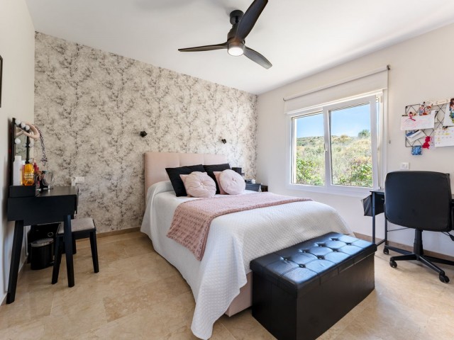 Appartement avec 3 Chambres  à Calahonda
