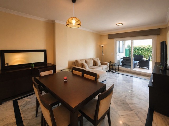 2 Schlafzimmer Apartment in Nueva Andalucía