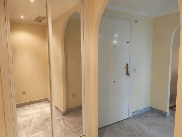 2 Schlafzimmer Apartment in Nueva Andalucía