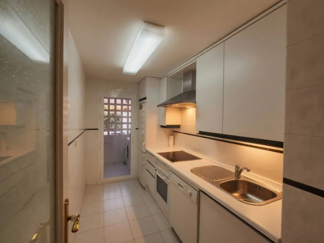 2 Schlafzimmer Apartment in Nueva Andalucía