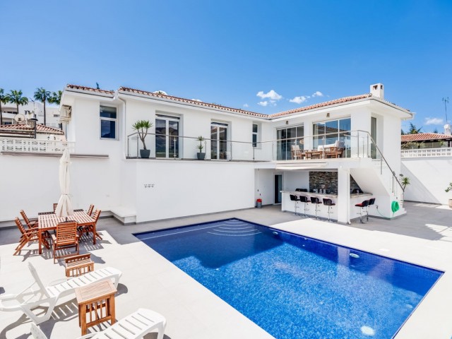 Villa, Estepona