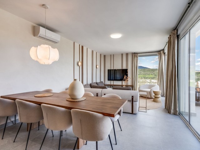 4 Bedrooms Villa in Estepona