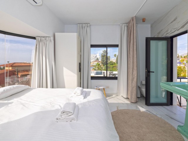 6 Schlafzimmer Villa in Málaga