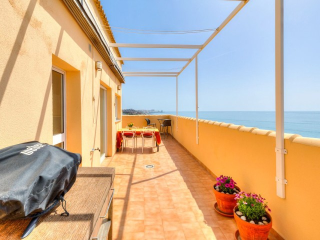 Penthouse avec 2 Chambres  à Carvajal