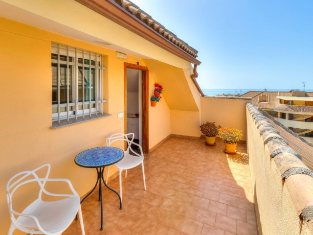 Penthouse avec 2 Chambres  à Carvajal