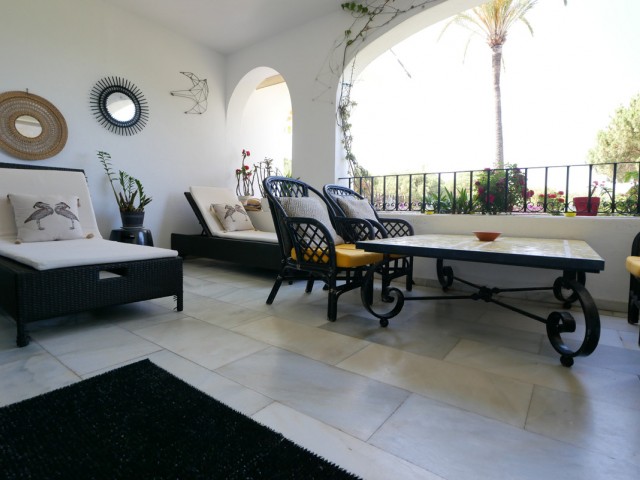 Huoneisto, Puerto de Cabopino, R5367055