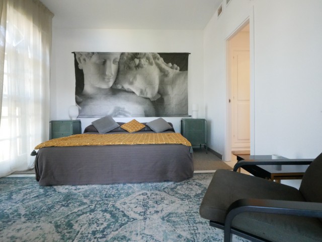 Appartement avec 3 Chambres  à Puerto de Cabopino