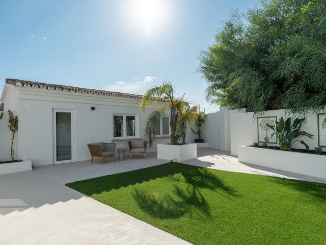 4 Sovrums Villa i Guadalmina Alta
