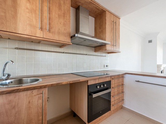 3 Bedrooms Apartment in Selwo