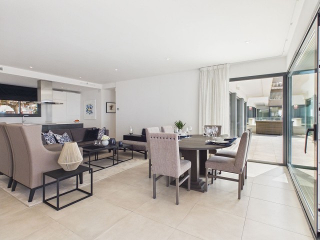 4 Slaapkamer Appartement in Estepona
