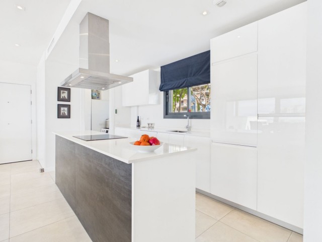 4 Slaapkamer Appartement in Estepona