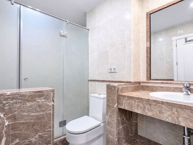 Apartamento con 2 Dormitorios  en Hacienda del Sol